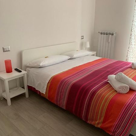 La Porta Di Carmy Daire Napoli Dış mekan fotoğraf